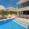 Villa Camelia ZadarVillas - 佩特坎内