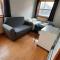 comfortable room with balcony near the train - Woodside