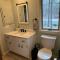 Renovated 3BDLakehouse w Kayaks fully stocked! - Grantham