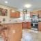 Pet-Friendly Kalkaska Home about 19 Mi to Torch Lake! - كالكاسكا