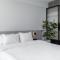 Nero Luxury Suites by Zennova - 塞萨洛尼基