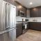 Mayflower Lakeside 301-45 by Moose Management - 希伯城