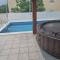 Vila Brig 108 - private swimming pool and jacuzzi