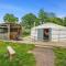Glamp and Tipple Ltd