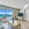 Beach House Condominiums B405 - Beachfront with Pool, WiFi, & Beach Service - ديستين