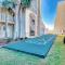 Beach House Condominiums B502 - Beachfront with Pool, WiFi, & Beach Service - Дестин