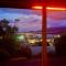Spacious Apartment - Warm and Welcoming in Lindisfarne, 8 min from CBD