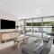 Pandanus Beach House - Direct Beach Access