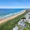 Pandanus Beach House - Direct Beach Access