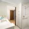 Holiday Inn Express & Suites by IHG Altoona by IHG