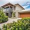 Sleek Tropical Oasis - Bridgeman Downs - Bald Hills