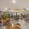 Palazzo Luxury Hotel & Bistro - Central My Khe Beach Walking Street