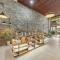 Palazzo Luxury Hotel & Bistro - Central My Khe Beach Walking Street