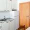 Nice Apartment In Rodi Garganico With Kitchen