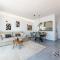 2bed beach apartment , first line lux