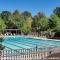 Treetopper Hideaway - A Relaxing Chic Bungalow - Marblehill