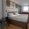 Hotel Bed4U Pamplona - Cordovilla