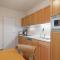 a cappella 01 im Binz, strandnahe FeWo mit Schwimmbad im Haus,