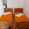 Akrogiali Rooms & Studios