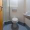 Ensuite Bedrooms with Shared Kitchen and Studios at The Heights in Birmingham - Birmingham
