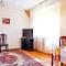 Lessor Centre Apartments