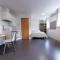 Ensuite Bedrooms with Shared Kitchen and Studios at The Old Fire Station in Birmingham - 伯明翰