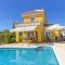 SR105 4 Bed Family Villa with Private Pool - Alicante