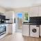 Spacious 3BR House in Enfield North London with Garden - 恩菲尔德