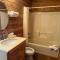 Wagon Wheel Hotel