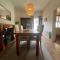 2025 Award Winner Liverpool Strawberry House - 3 Bedrooms
