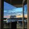 Suburbs of Reykjavík, new beautiful apartment, next door to nature - Garðabær