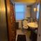 2 Br Victorian Apt, 2800 sq ft, 2 floors with Full Kitchen , 2 baths and Laundry - 波基普西