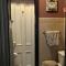 2 Br Victorian Apt, 2800 sq ft, 2 floors with Full Kitchen , 2 baths and Laundry - 波基普西