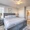 Emerald Isle, Ocean Views with Pool and Beach Access - Emerald Isle