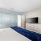Nautical Watch #E-7 by Book That Condo - بنما سيتي بيتش