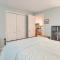 Modern Mashpee Home with Porch Beach and Lake Access! - 马什皮