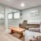 Modern Mashpee Home with Porch Beach and Lake Access! - 马什皮