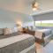 Views and Pool Access Quaint Condo in Hot Springs!