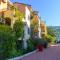 The Sun & Sea Apartment
