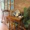 T-house 10 -6BR Max15ppl whole house with pool - Bangkok T-house 10 -6BR Max15ppl whole house with pool - Bangkok