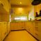 Golden Villa - Duplex House With Private Theater - Near To Alipiri And Bhudevi TTD Ticket Counter And Kapilateertham