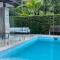 AQUA Beachfront Villa Port Douglas