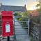 POSTBOX CROFT With A Sea View - 阿尔马达