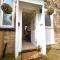 Central Buxton - Modern Cottage - Peak District