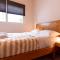 Serenity - Brand New Apt Near Athens Int Arpt