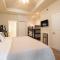 Elevator Access - Walk-in Shower - Close To 76 Strip - Free Tickets Included - RL8-11B - 布兰森
