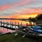 Bayfront Retreat with Private Pier for All Ages - Navarre