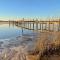 Bayfront Retreat with Private Pier for All Ages - Navarre