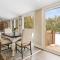 Perfection near the River - 4 Bedroom Villa Complimentary Breakfast Delivered Daily to the Rental