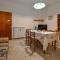Stunning Apartment In Giarre With Wifi - Джарре